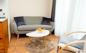 Two Bedroom Apartments In Murphys Lodge