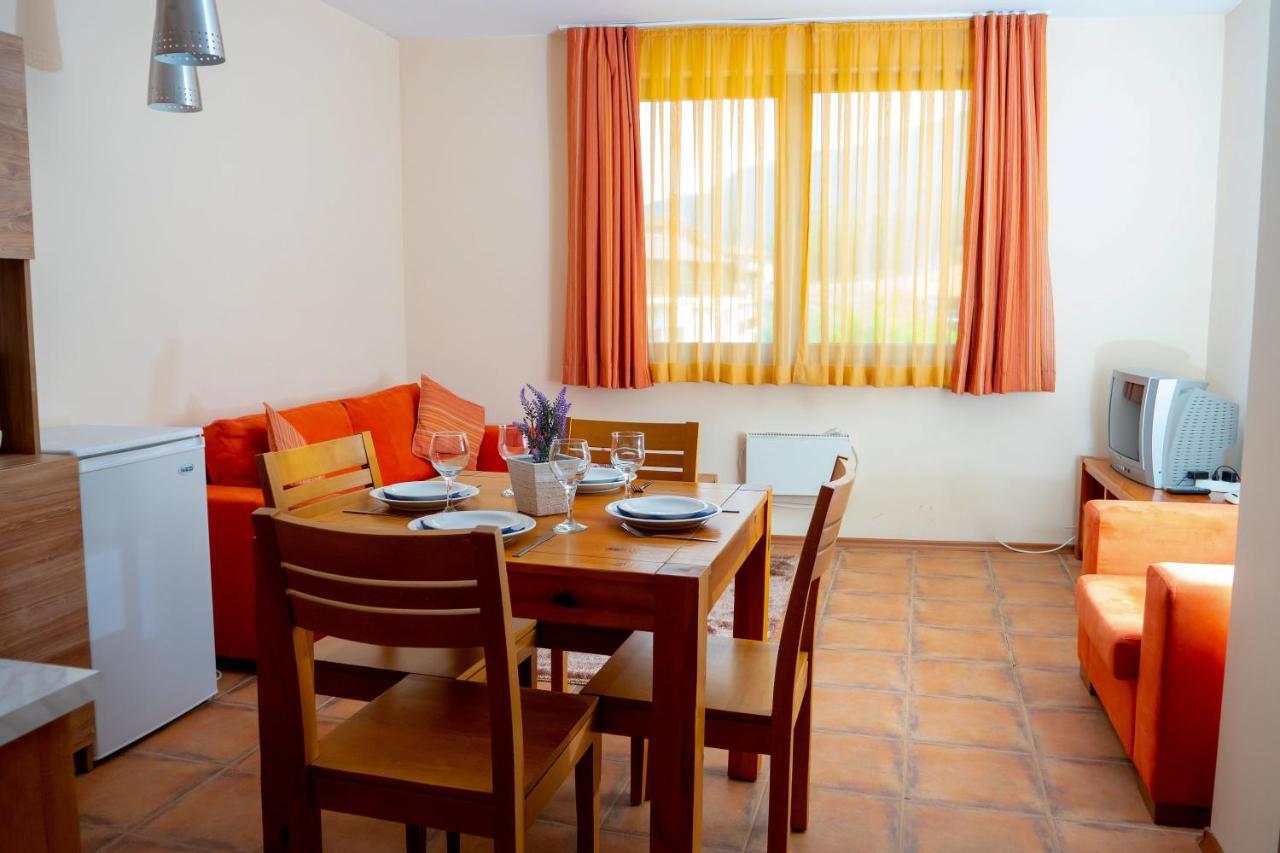 Two Bedroom Apartments In Murphys Lodge Bansko Exterior photo