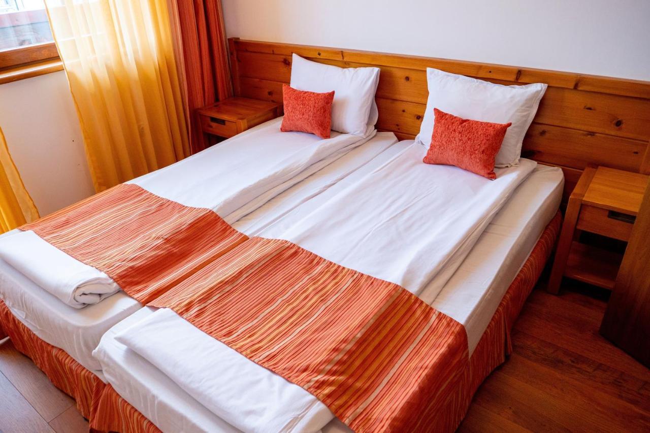 Two Bedroom Apartments In Murphys Lodge Bansko Exterior photo